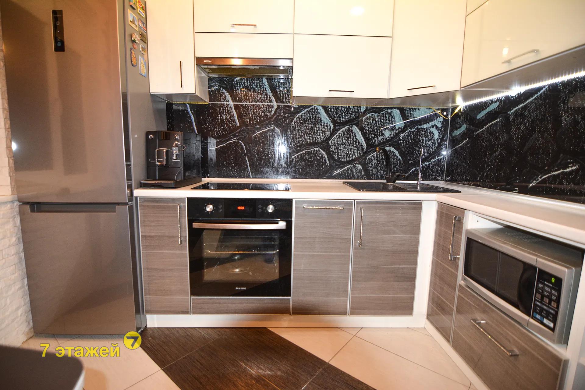 �����, ��������� ��., �.22, 4-���. ��������, 8-����