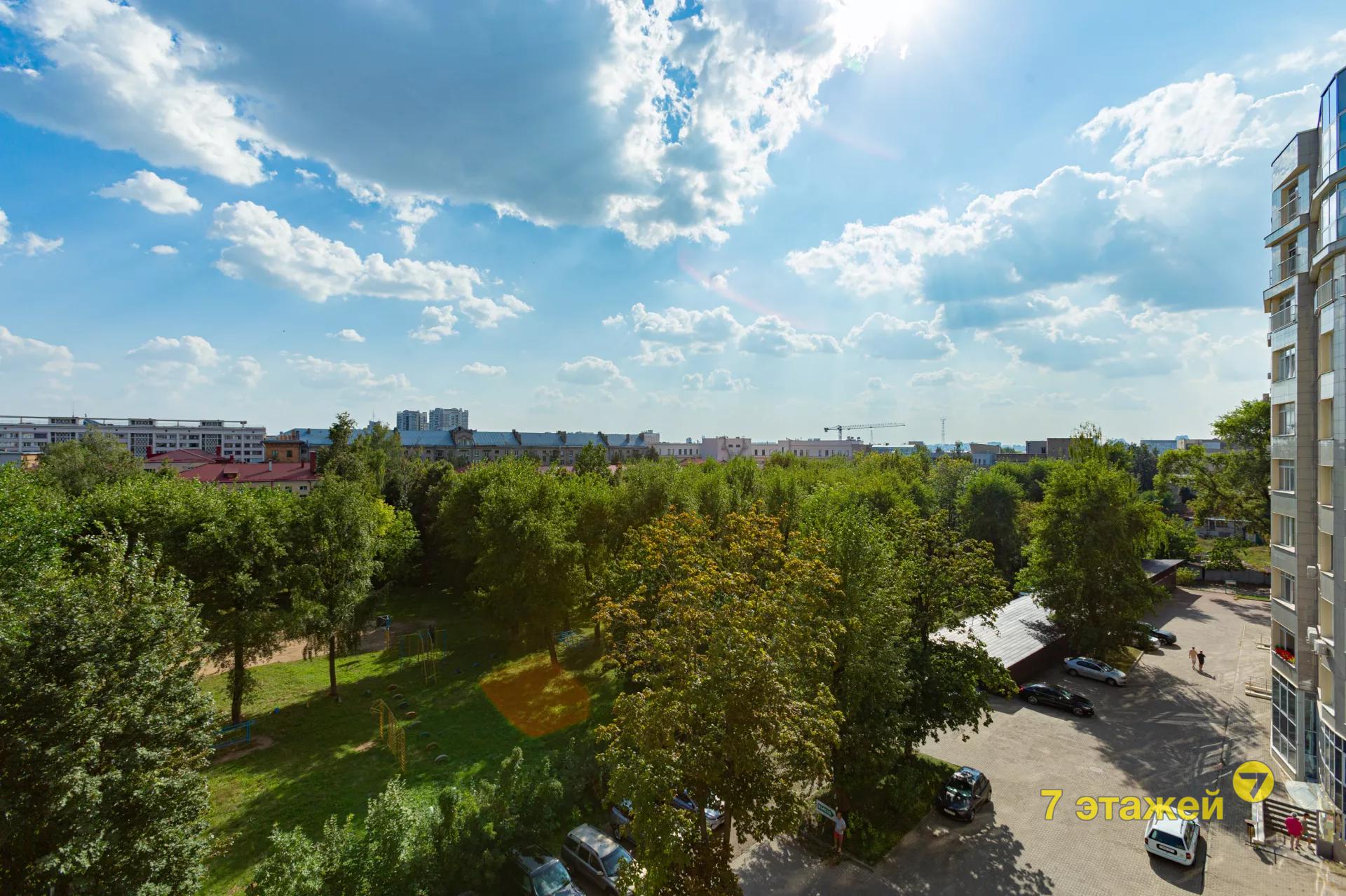  139.7м.кв., комнат 3, Минск (Независимости просп., 85/В)