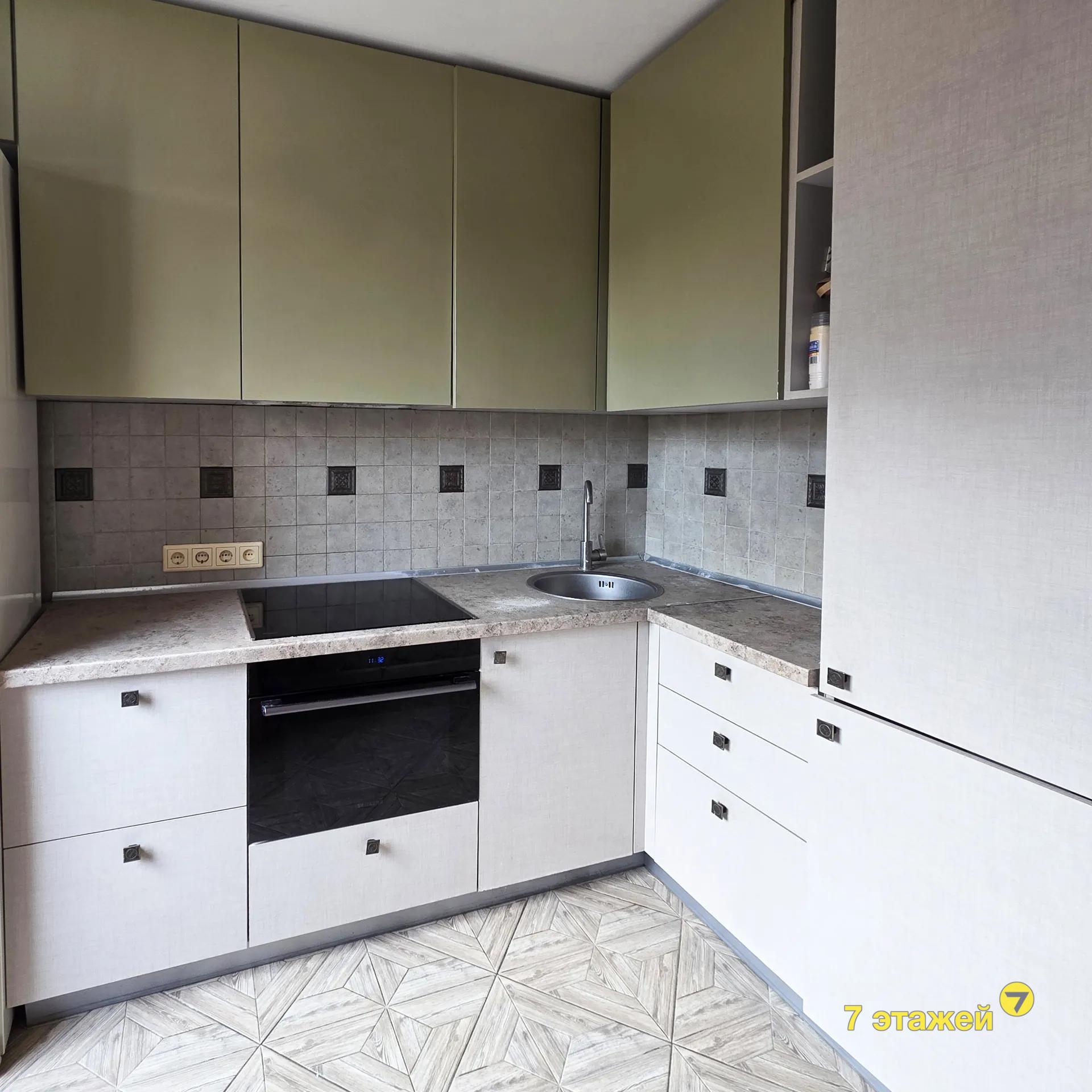  29.2м.кв., комнат 1, Минск (Есенина ул., 139)