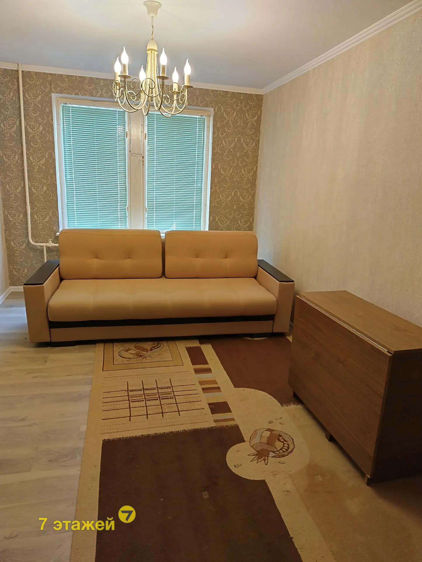 Сморгонь, Западная ул., д.5, 3-ком. квартира, 1-этаж