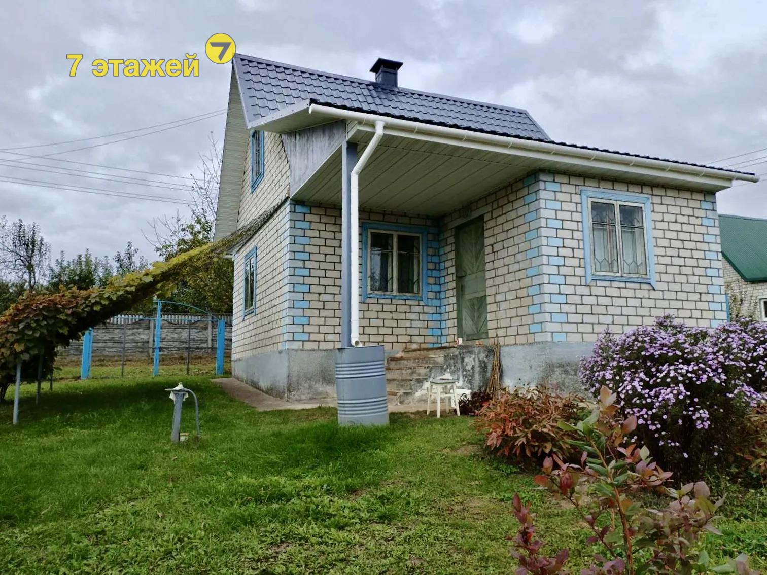 �������-���,