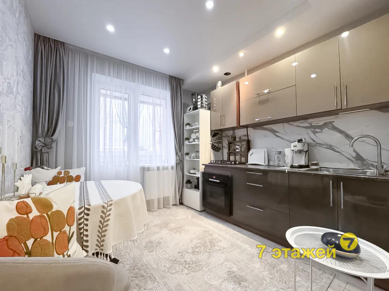 �������, �������� ��., �.3-�, 1-���. ��������, 3-����