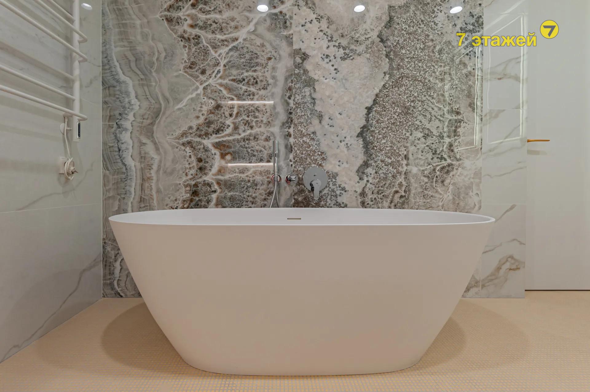 �����, ����������� ��., �.52-�, 4-���. ��������, 5-����