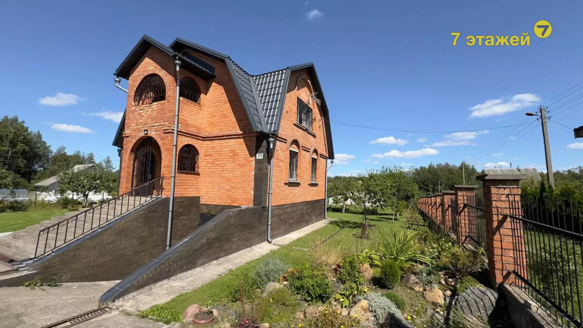 �������-���,