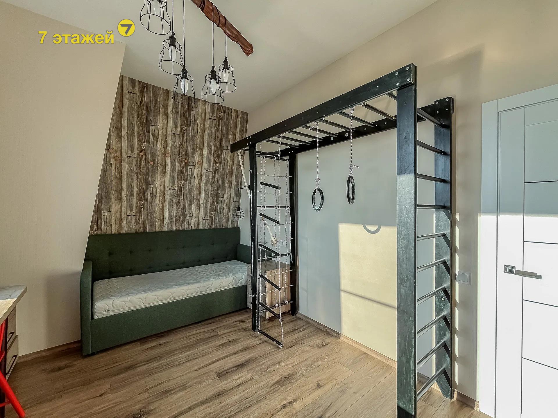  122.8м.кв., комнат 4, Минск (Кирилла Туровского ул., 14)