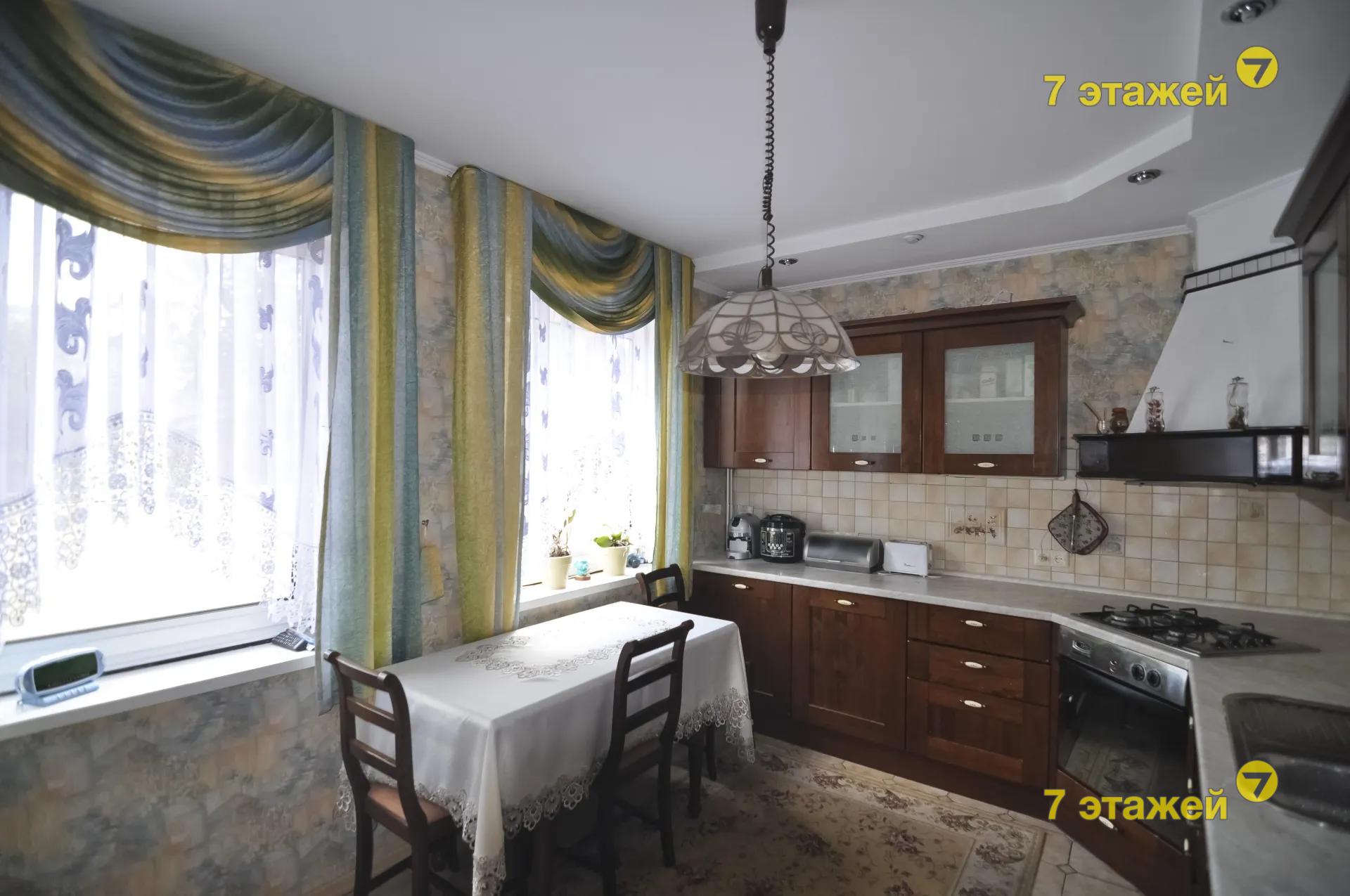  195,8м.кв. (участок 5,36сот.), Минск (Крыловича ул.)