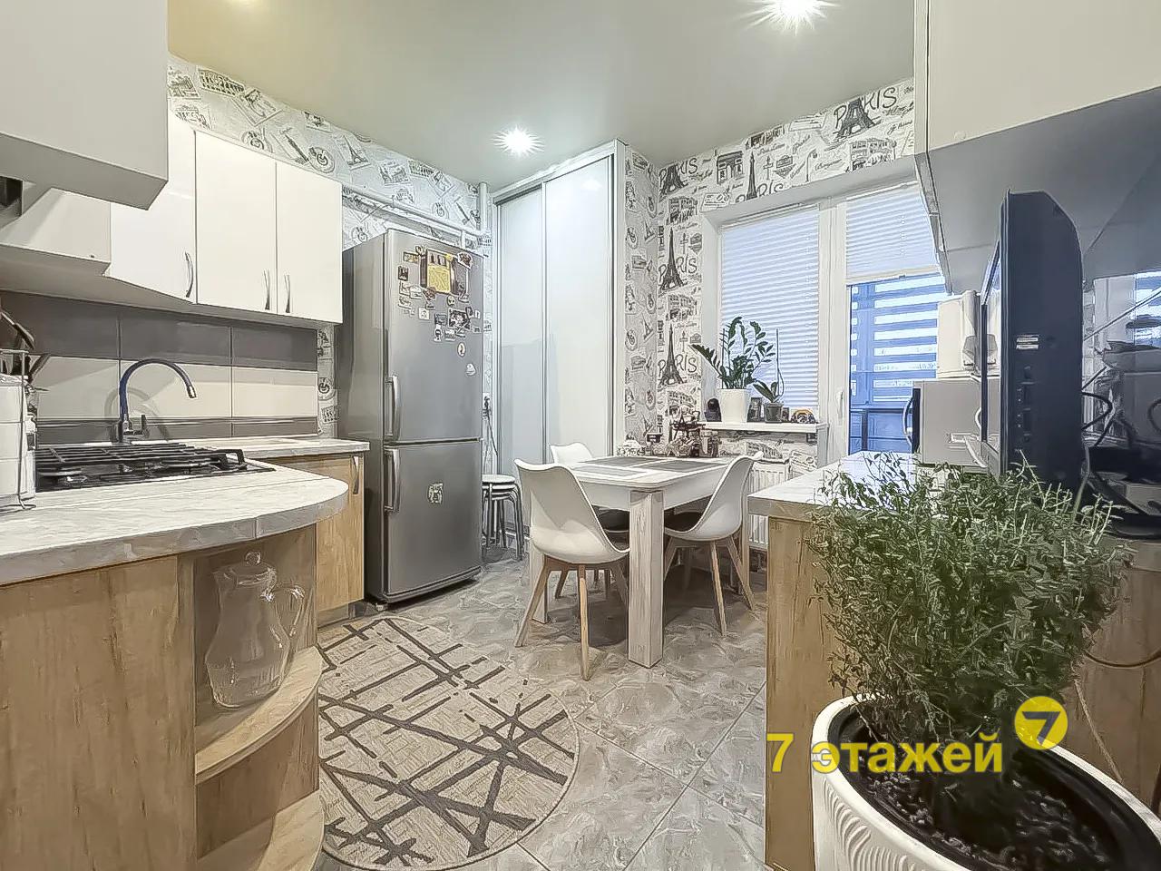 �������, �������� ��., �.7-�, 1-���. ��������, 2-����