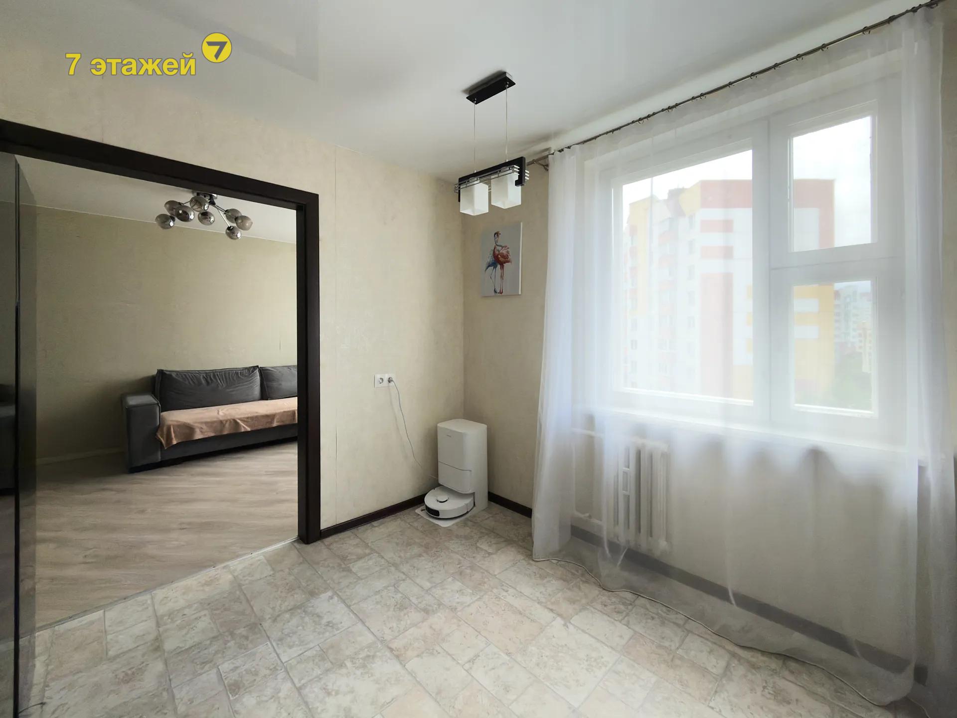  76.9м.кв., комнат 3, Минск (Наполеона Орды ул., 23)