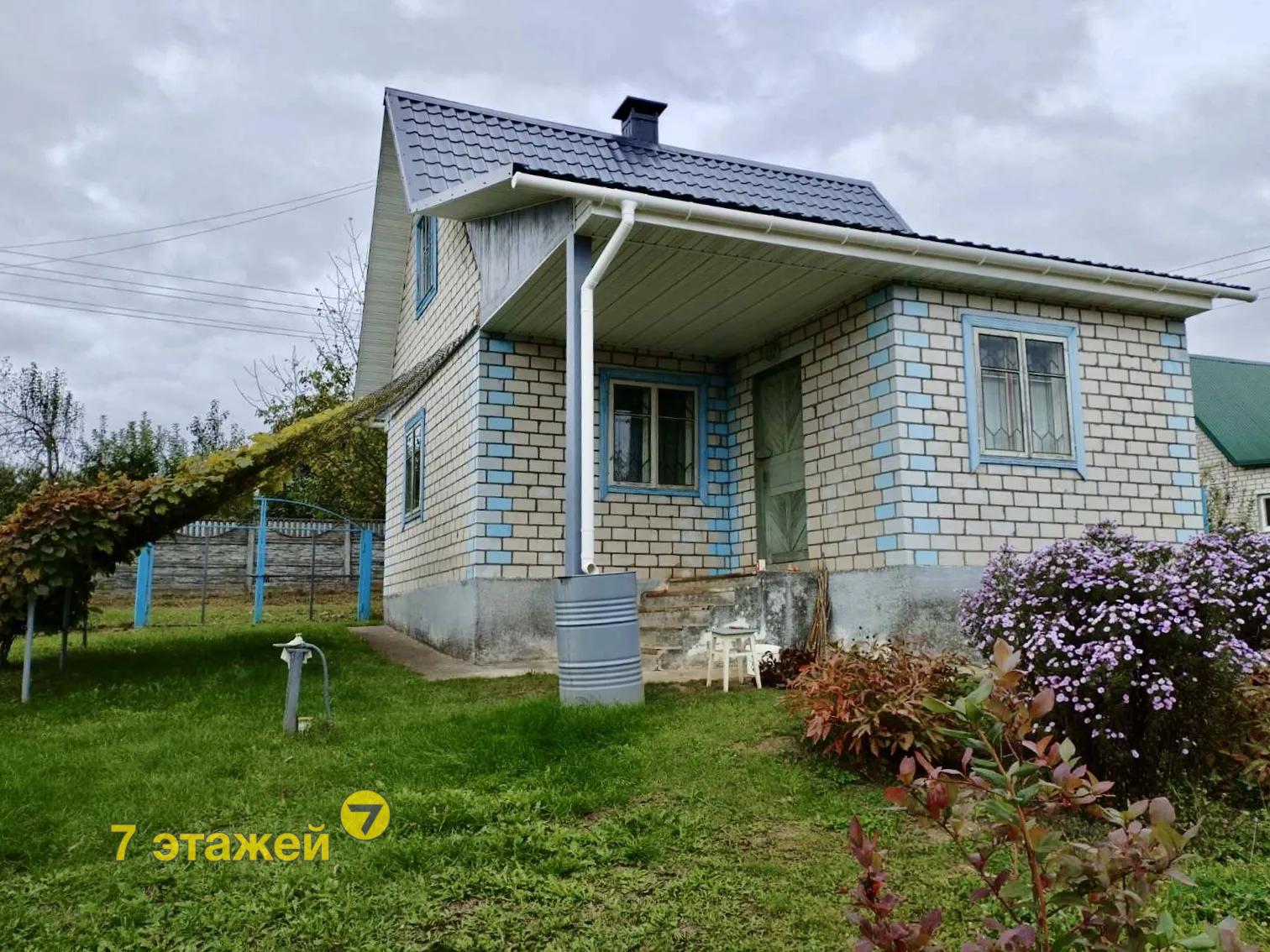 �������-���,