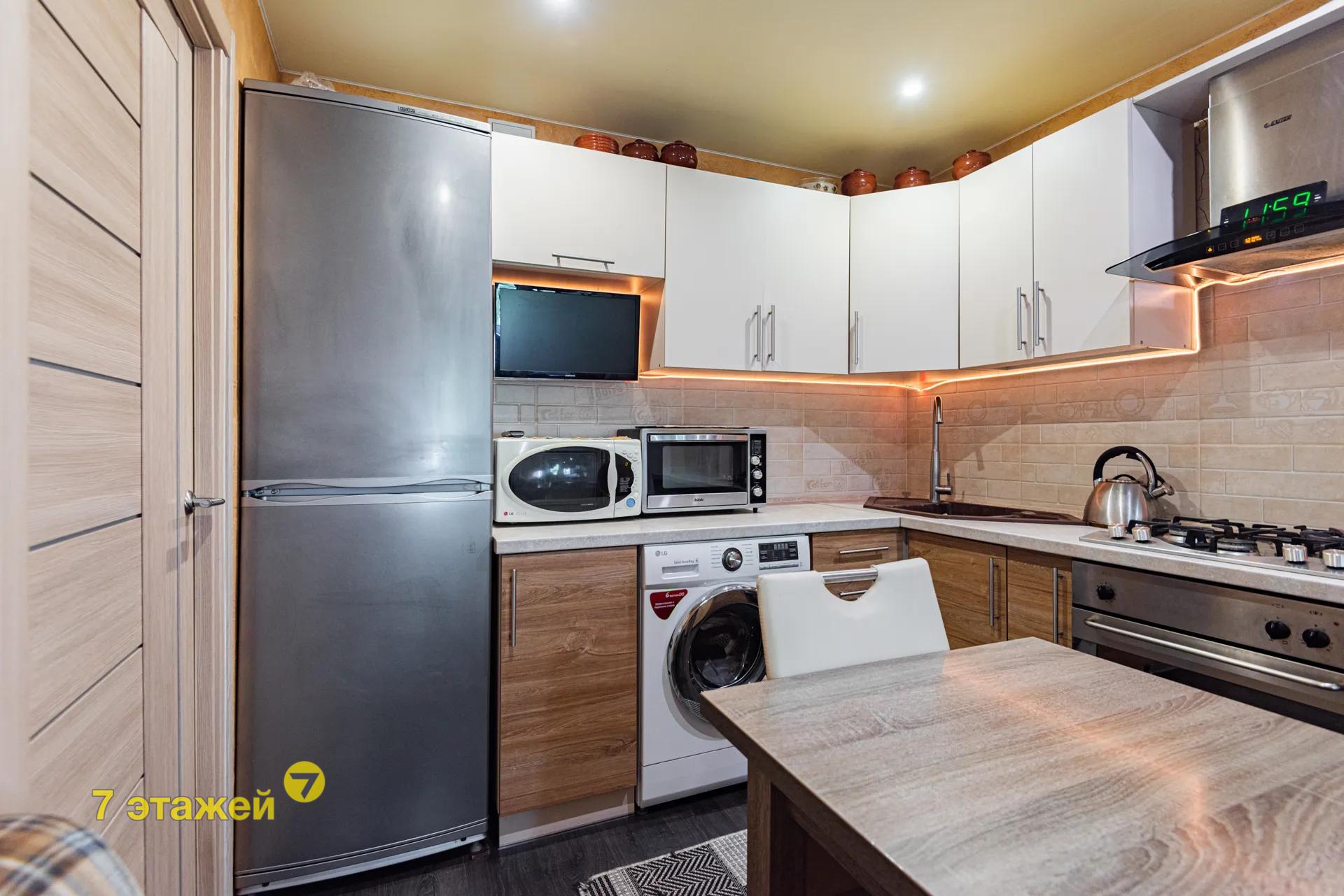 ������, �������� ��., �.25, 3-���. ��������, 3-����