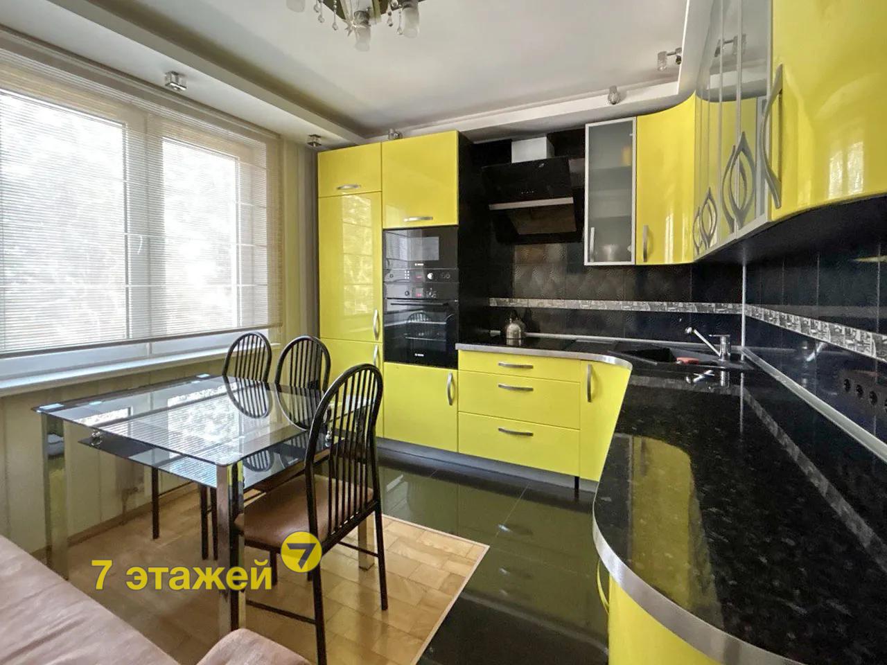 ������, ������������ �.�., �.11, 1-���. ��������, 4-����