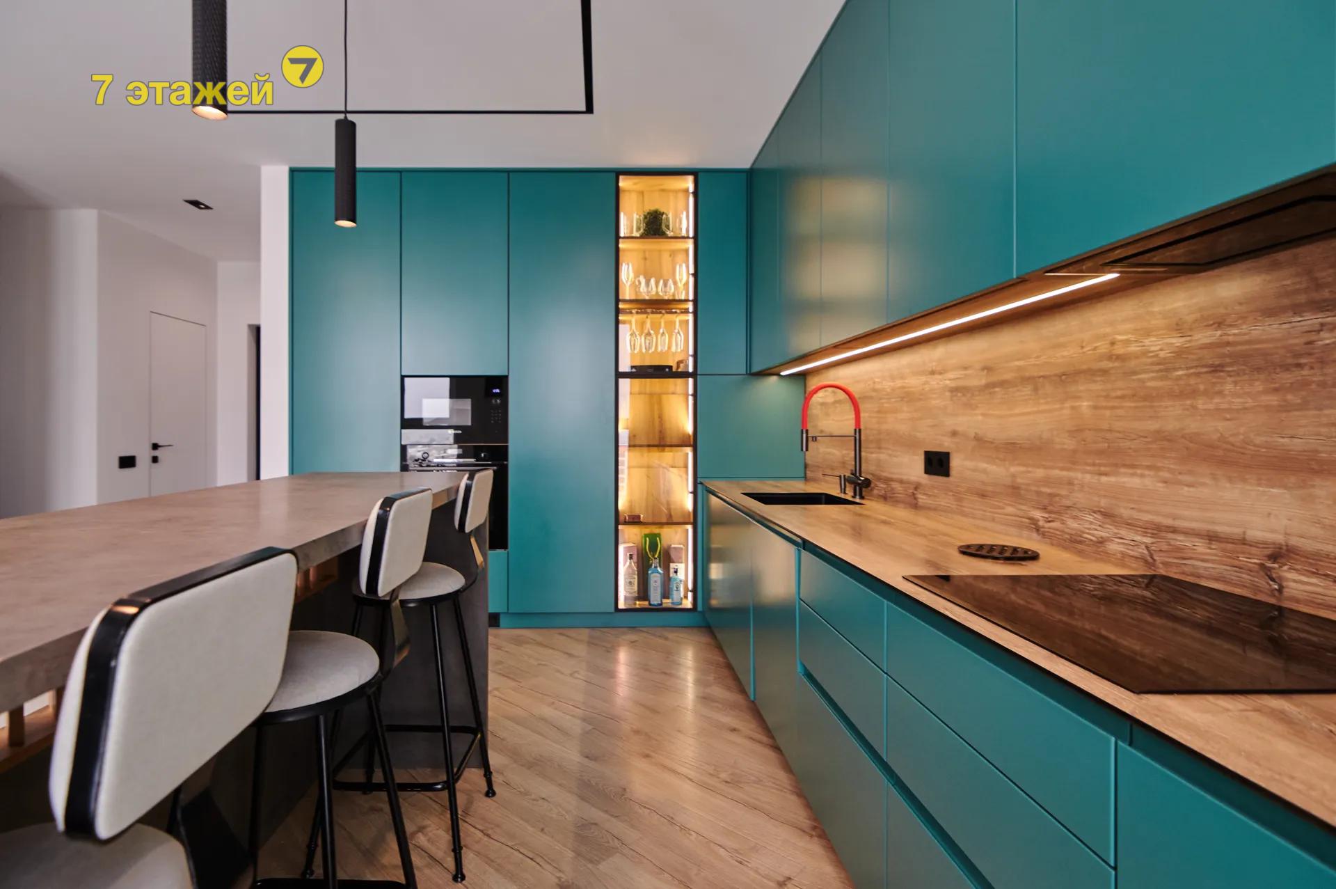 �����, ������ ����� ��., �.8, 3-���. ��������, 18-����